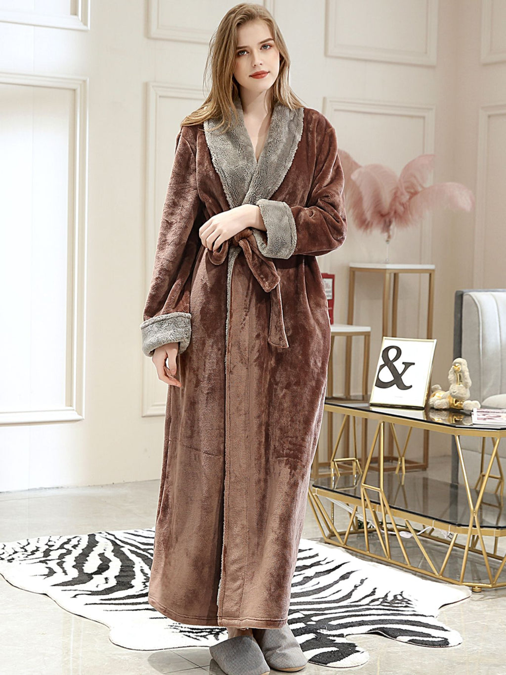 PUTUO Women'S Elegant Navy Plush Fleece Robe - Soft Long Sleeve Winter Sleepwear with Belted Waist, V-Neck & Straight Hem, All-Season Cozy Bedrobe for Women